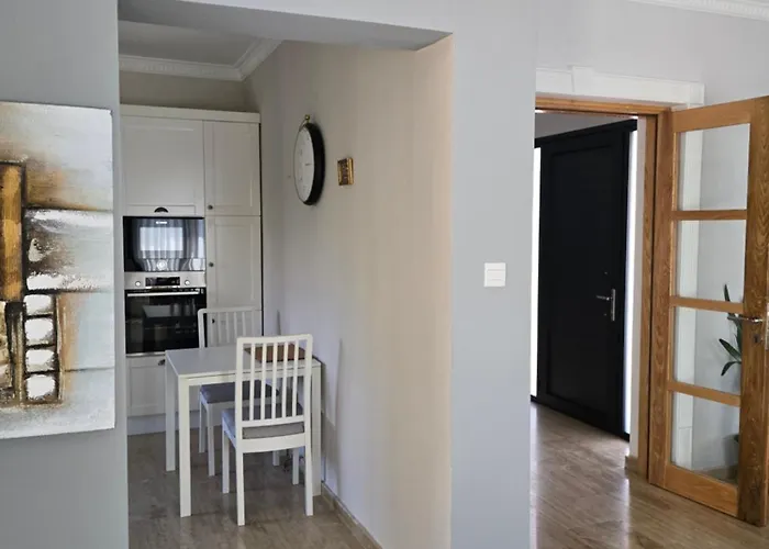 Mulberry, Kyrenia Kyrenia (Northern Cyprus)