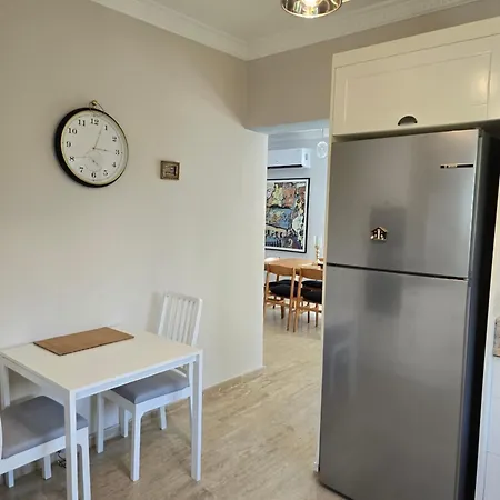 Mulberry, Kyrenia Kyrenia (Northern Cyprus)