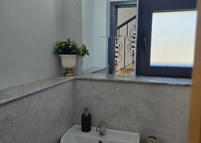 ヴィラ Mulberry, Kyrenia キレニア